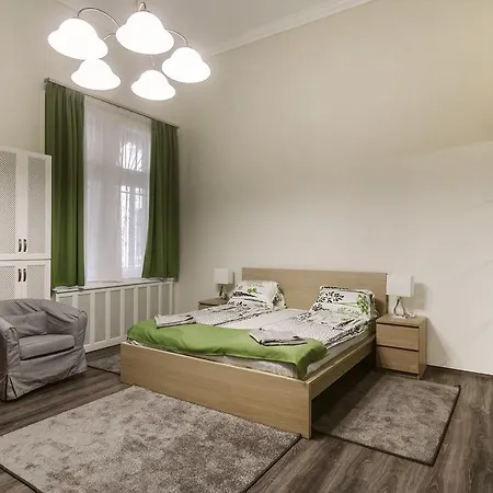 Apartment Dnd Astoria Szentkiralyi Street