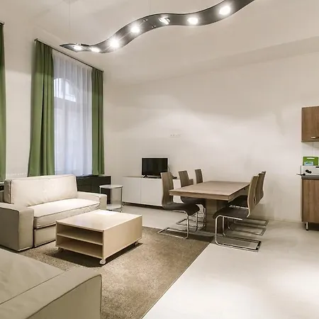 Apartment Dnd Astoria Szentkiralyi Street *