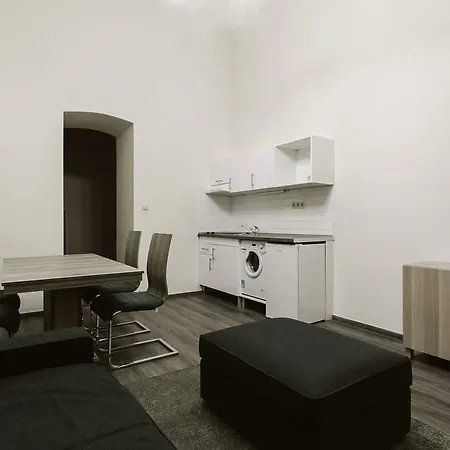 Apartment Dnd Astoria Szentkiralyi Street